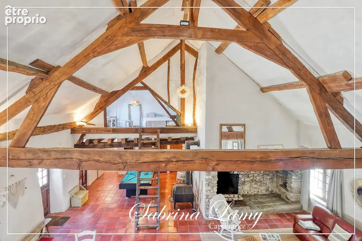 Maison de campagne de caractère – 201m² – beaux volumes – 5 chambres – terrain 898 m² – fromentières - photo 4