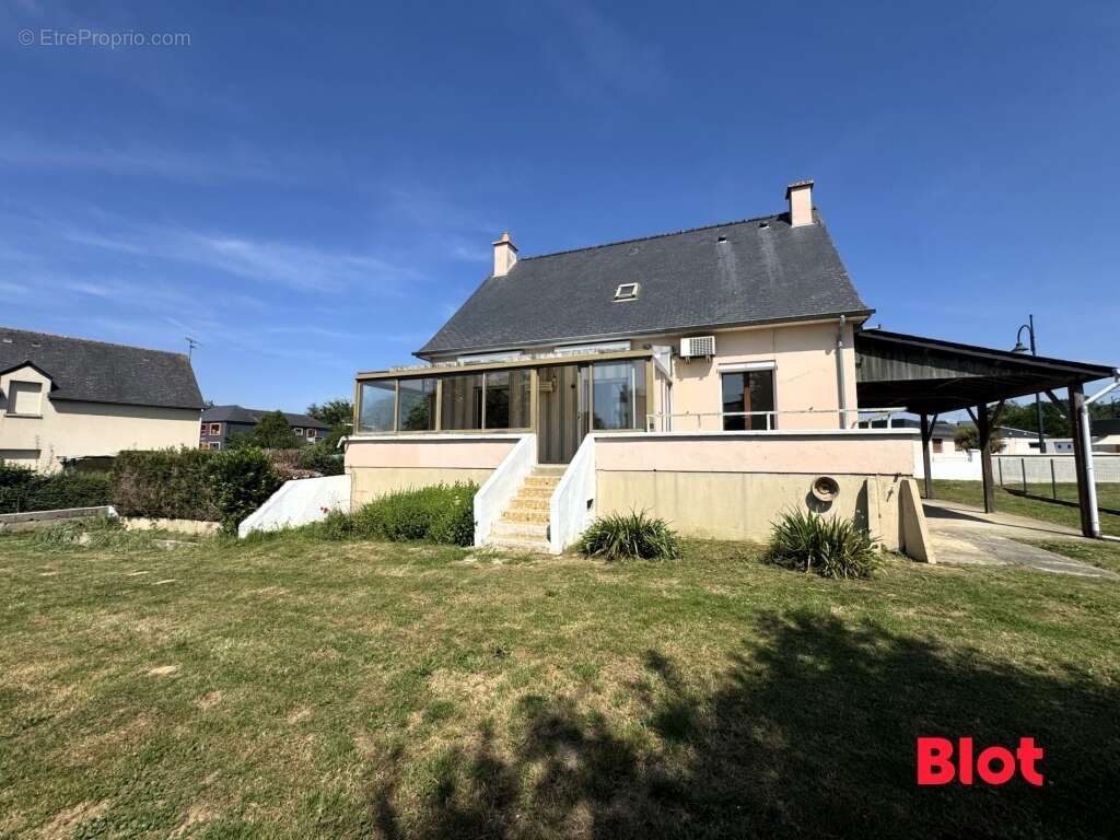 Maison 124 m² à Louvigne-De-Bais  - photo 2