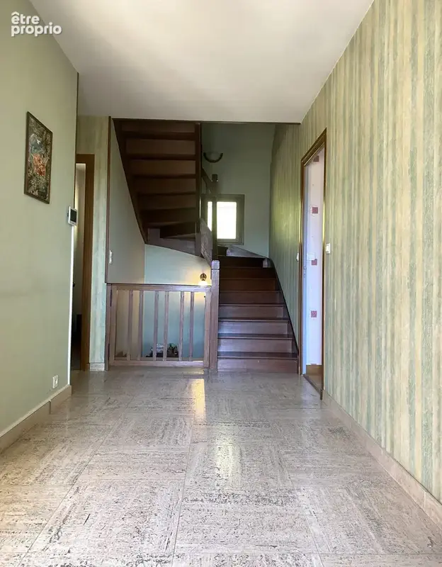 Maison 5 pièces 132 m² à vendre à Montagnieu (01470) - photo 3