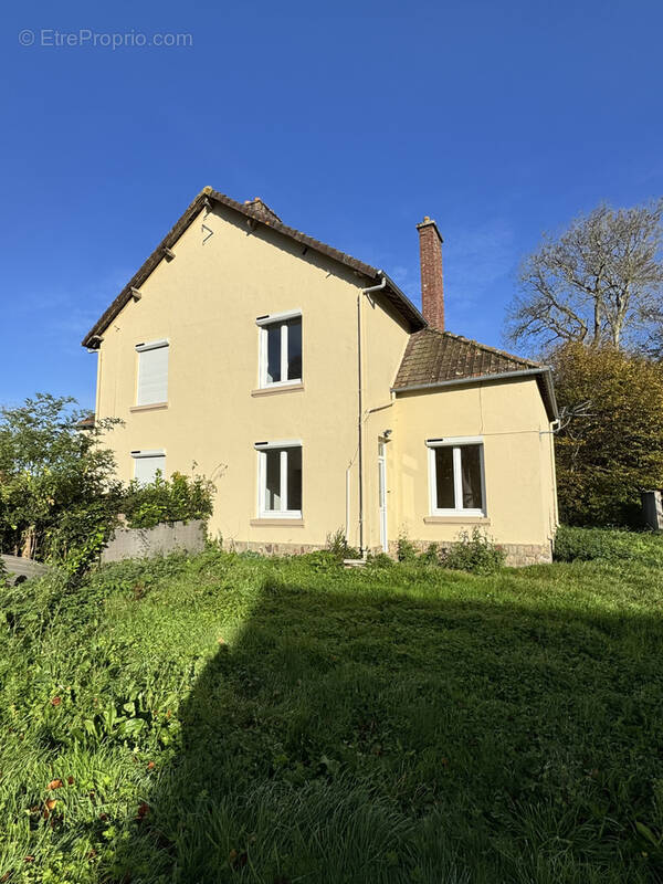 Maison à FONTAINE-LE-DUN