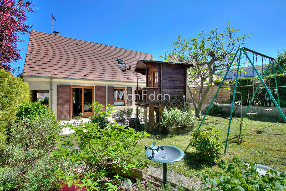 Maison  5 pièce(s) 120 m2 avec jardin  et Terrasse de 300m² - photo 15