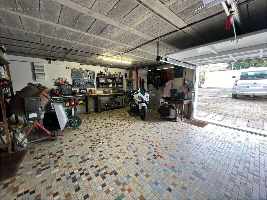 Photo 8 - Maison à AMBARES-ET-LAGRAVE