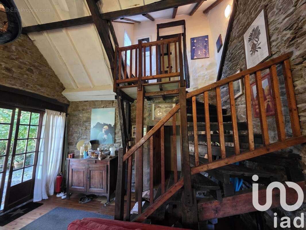 Photo 9 - Maison à GAGNAC-SUR-CERE