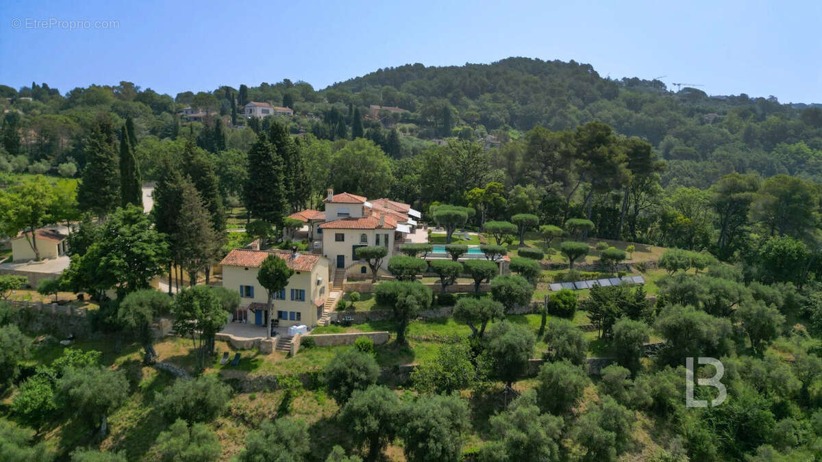 Maison à MOUANS-SARTOUX