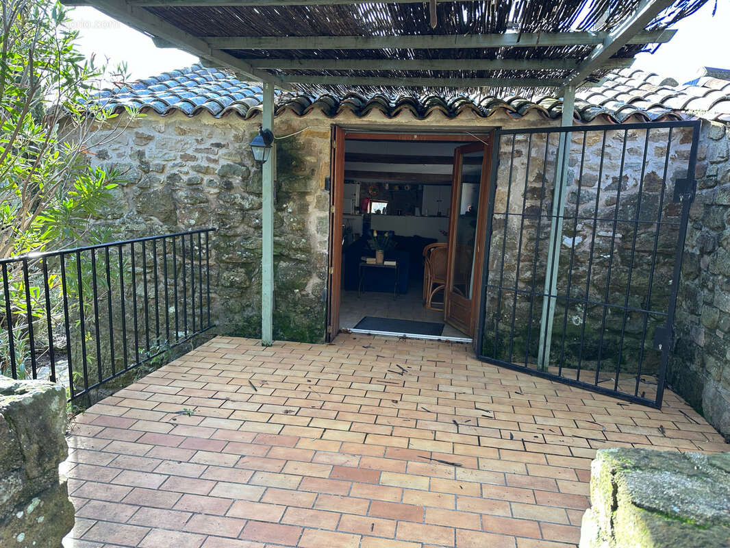 Maison à SAINT-PRIVAT