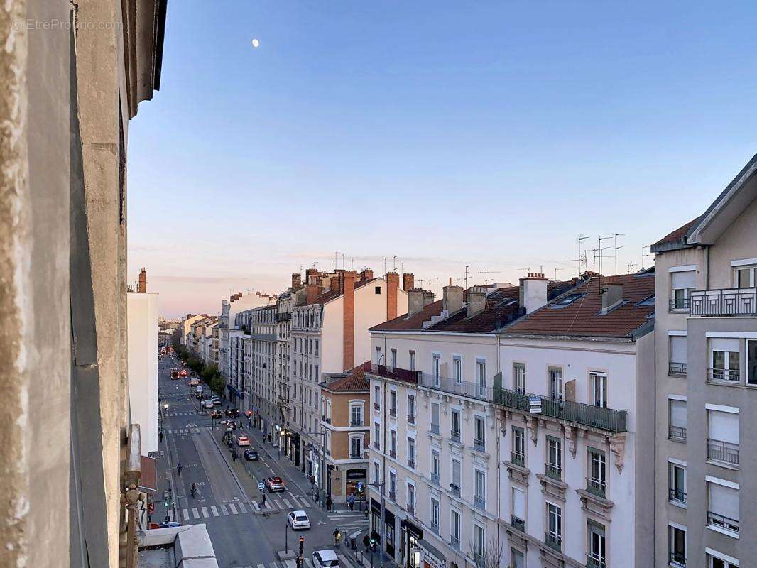 Appartement à LYON-6E