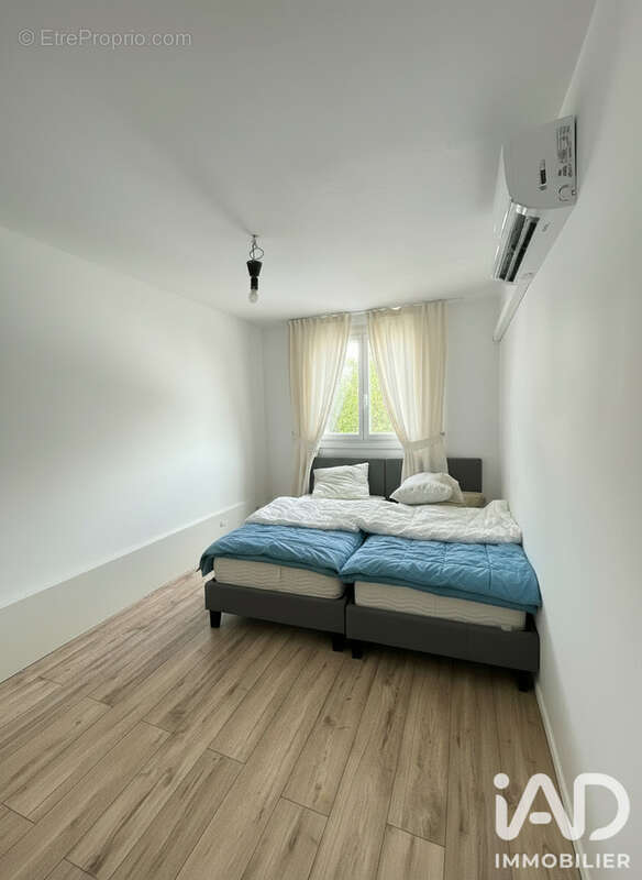 Maison 121 m² à Savigny-Le-Temple  - photo 5