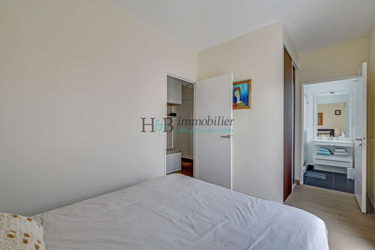 Appartement à SAINT-OUEN