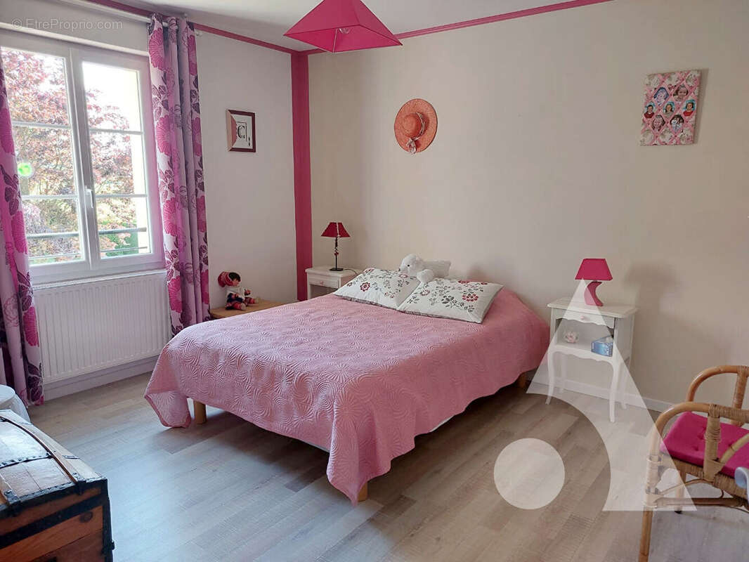 Maison à CREPY-EN-VALOIS