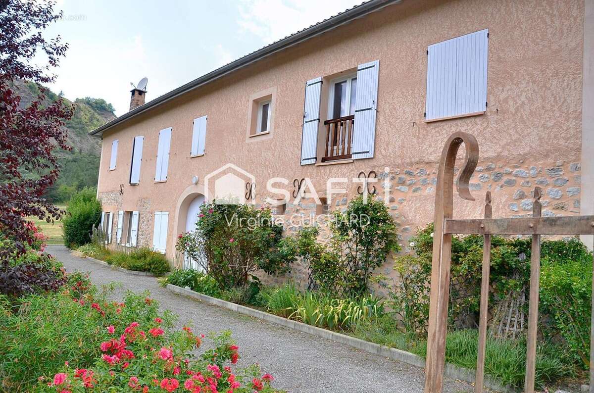 Photo 2 - Maison à LA ROBINE-SUR-GALABRE