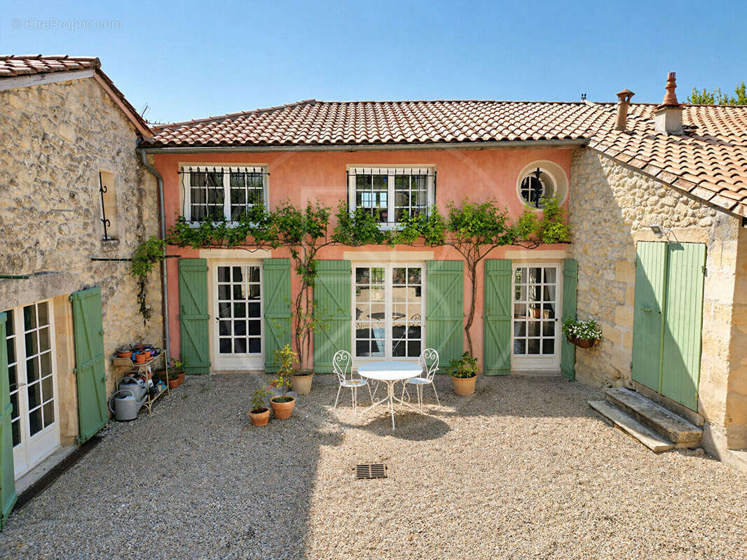 Maison à BRANNE