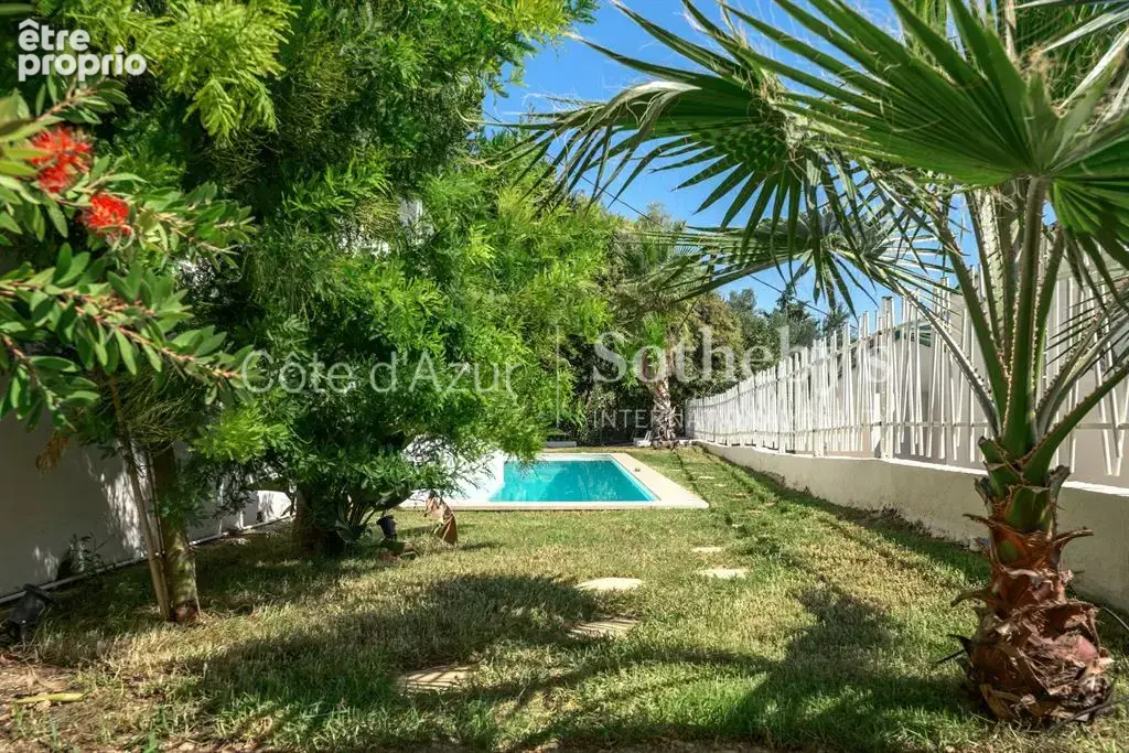 Cap d’Ail Les Salines, villa neuve de 138 m² avec quatre chambres, piscine et vue mer - photo 9