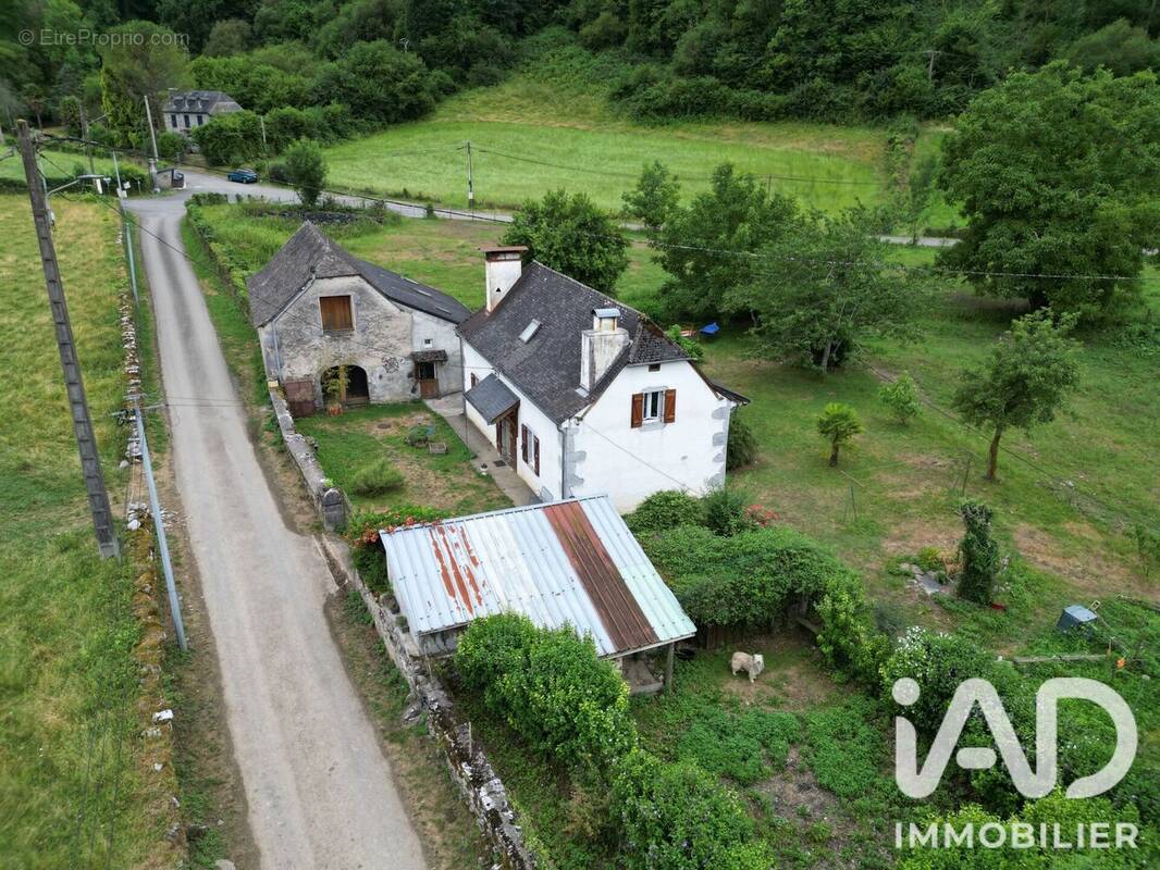 Photo 1 - Maison à LOUVIE-JUZON