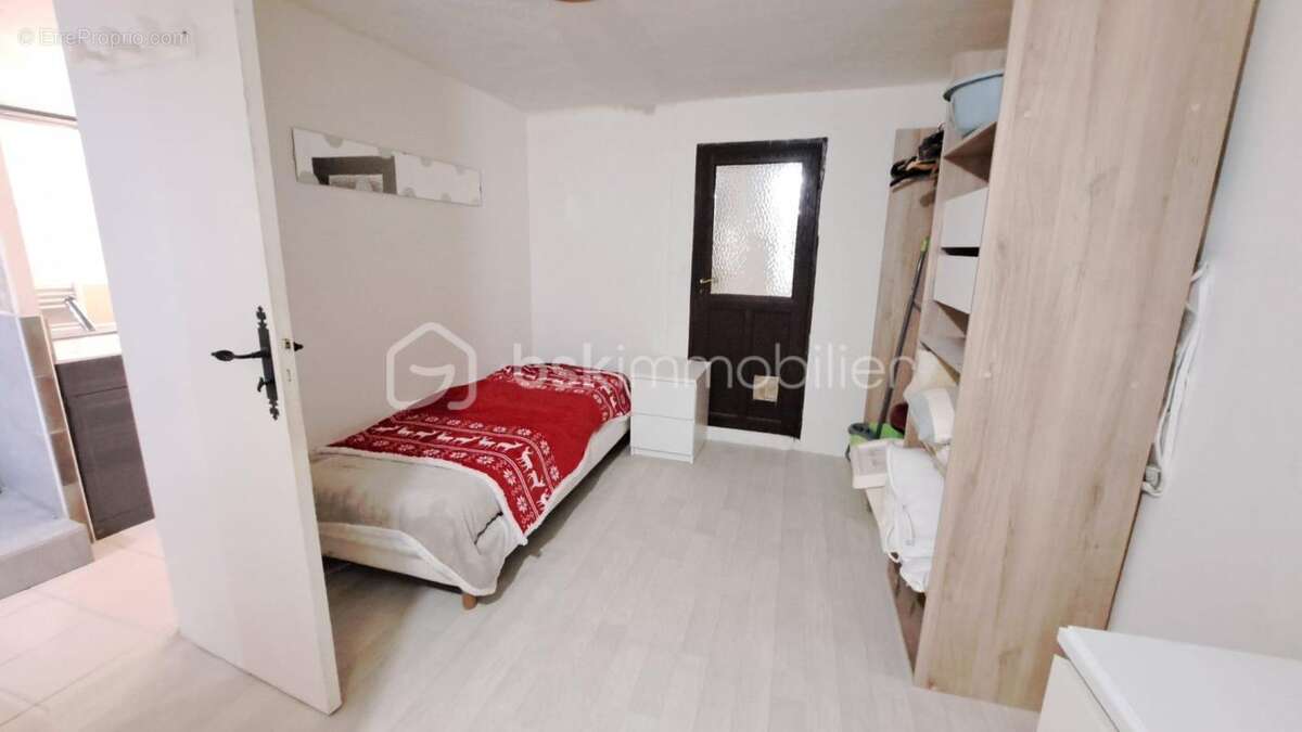 Appartement à LORGUES