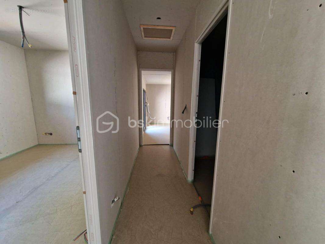 Maison à LA TOUR-DU-PIN