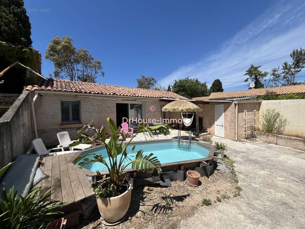 Maison à LA CRAU