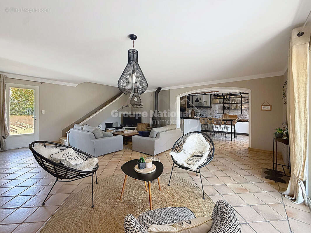 Maison à CHEVAL-BLANC