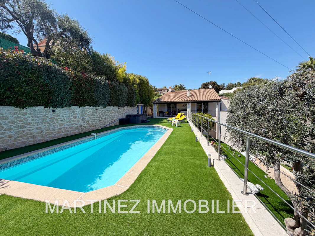 Maison à CAGNES-SUR-MER