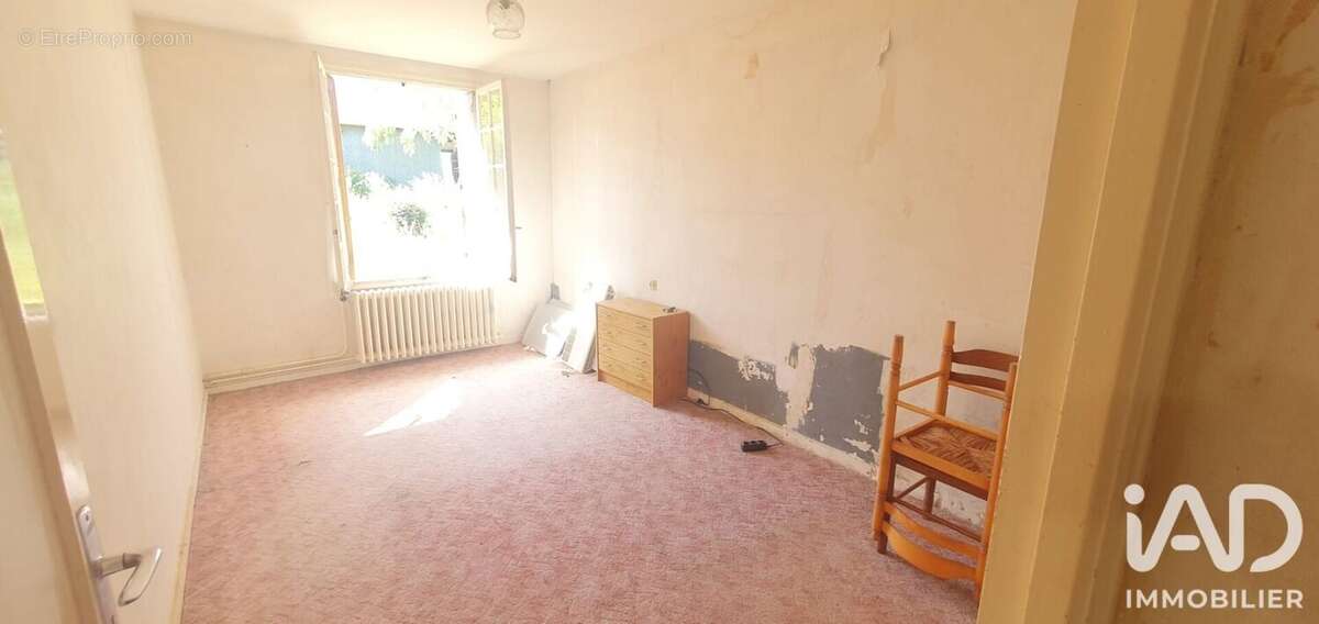 Maison 140 m² à Valennes  - photo 7