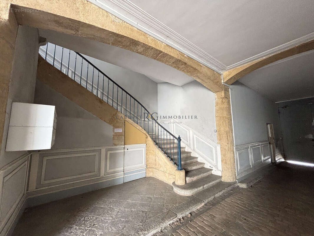 Appartement 20 m² à Metz  - photo 8