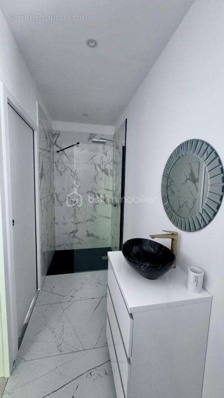 Achat Villa contemporaine RT 2012 de plain-pied – 130 m² habitables + 130 m² aménageables – Piscine – Terrain 1 500 m² - photo 11