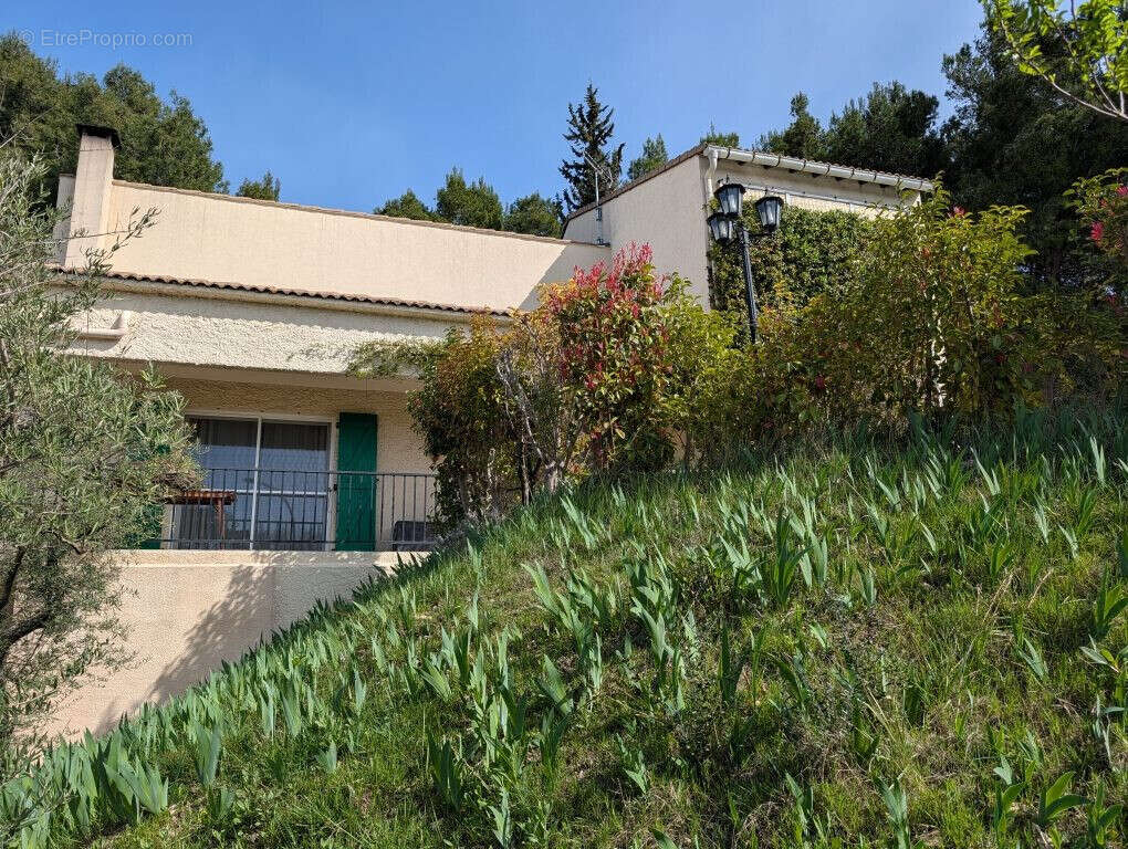 Maison à ARAMON