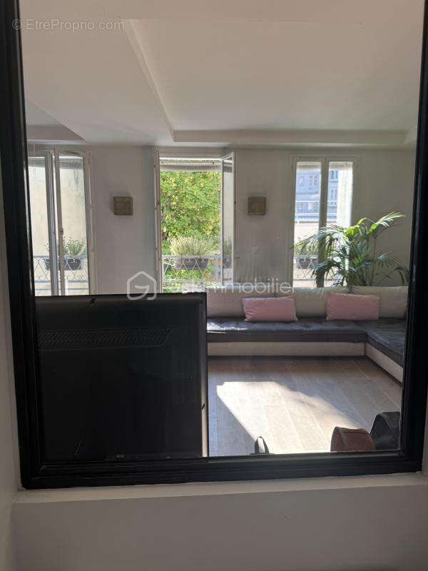 Appartement à PARIS-9E
