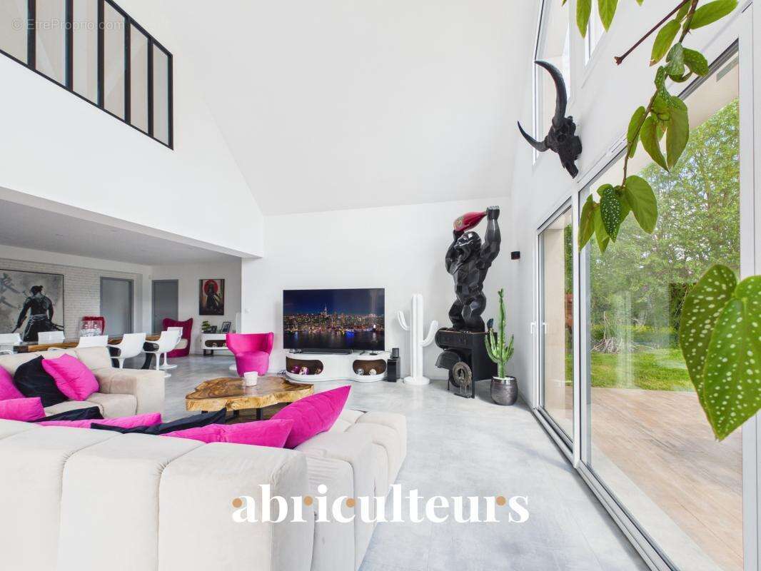 Maison d’architecte de plain-pied récente avec vue panoramique sur la nature environnante en vente à Vaugrigneuse (91640) - photo 18