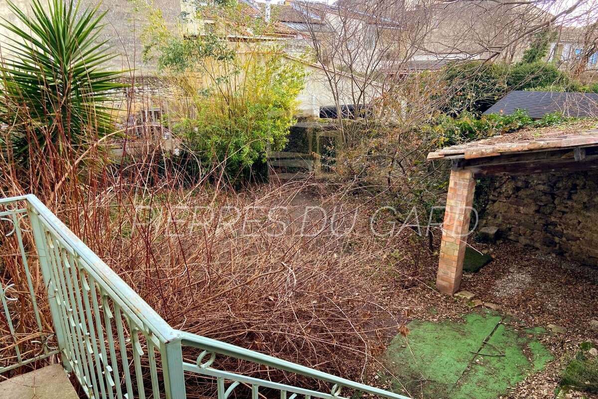 Maison 61 m² à Uzes  - photo 2