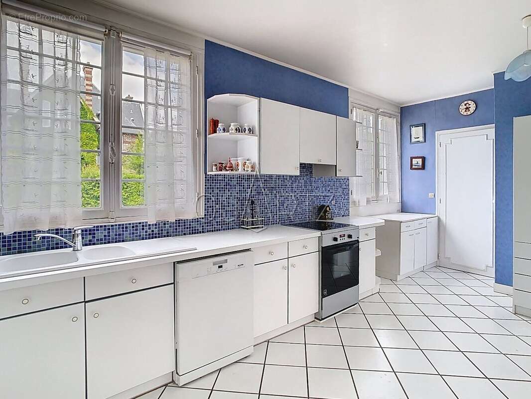 Maison à LE CHESNAY