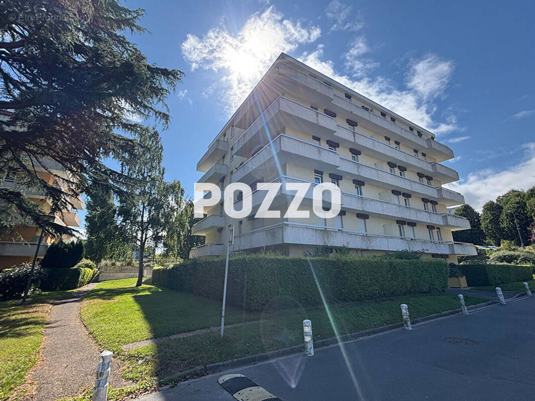 Appartement à HEROUVILLE-SAINT-CLAIR