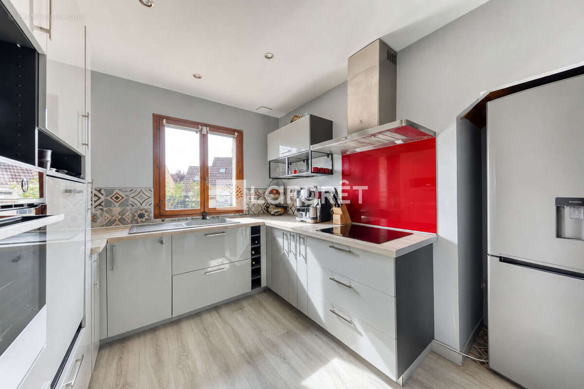Maison Chevry Cossigny 6 pièce(s) 92m2 - photo 6