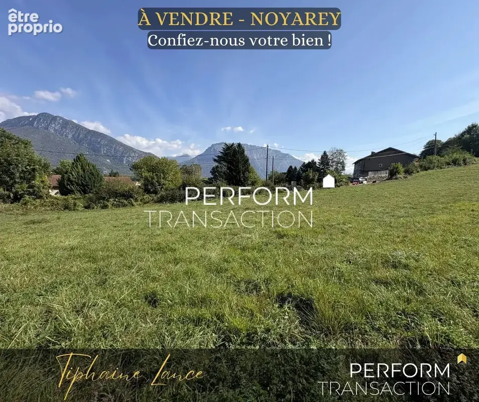 Terrain à NOYAREY