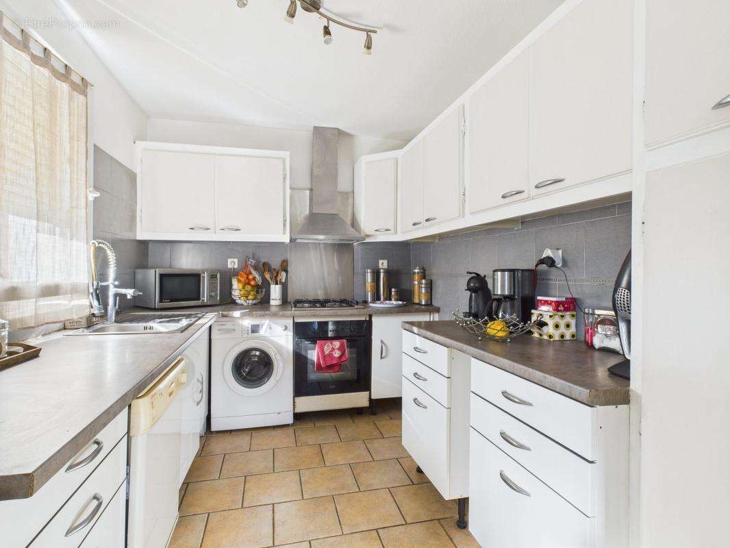 Maison f4+f2 a vendre a mezzavia - photo 5