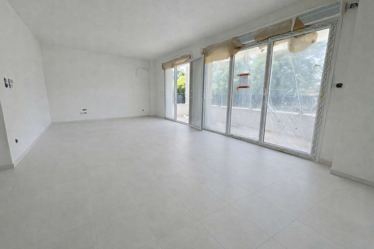Appartement à CASTELGINEST