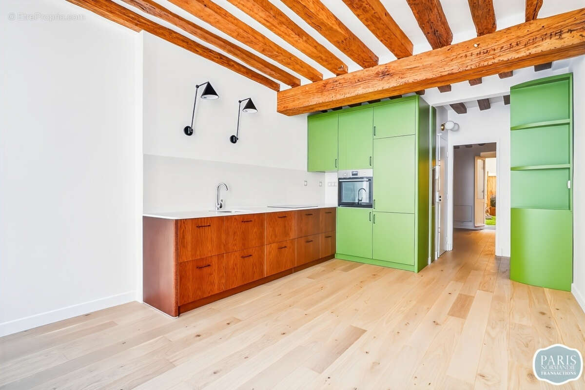 Appartement à PARIS-4E