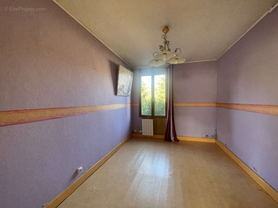 Maison à CHATILLON-SAINT-JEAN