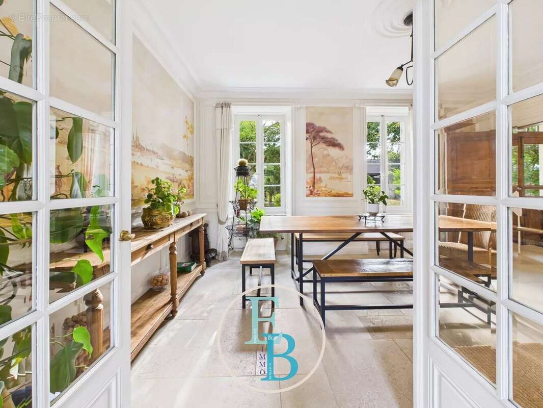 Maison à BRETTEVILLE-SUR-LAIZE