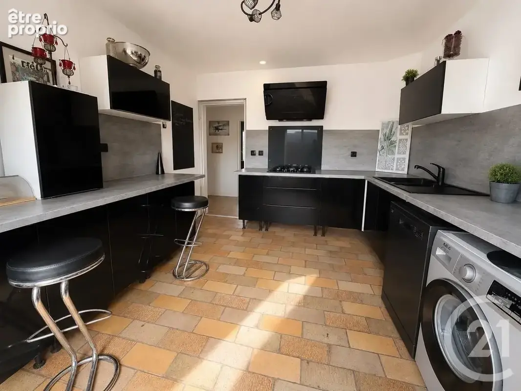 Maison 6 pièces 122 m² à vendre à Othis (77280) - photo 5