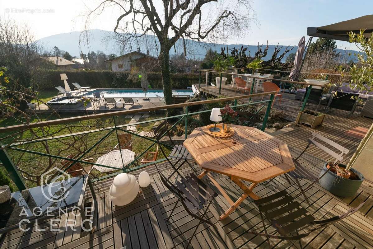 Maison à MENTHON-SAINT-BERNARD