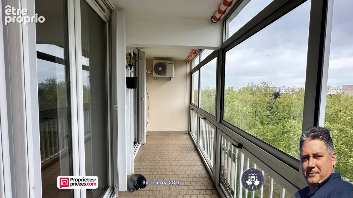 Appartement Venissieux 4 pièce(s) 81.63 m2 Vendu loué - photo 3