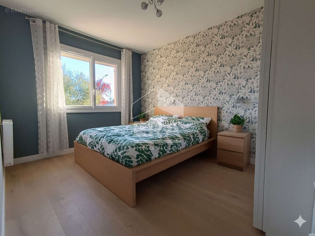 Maison à VILLENAVE-D'ORNON