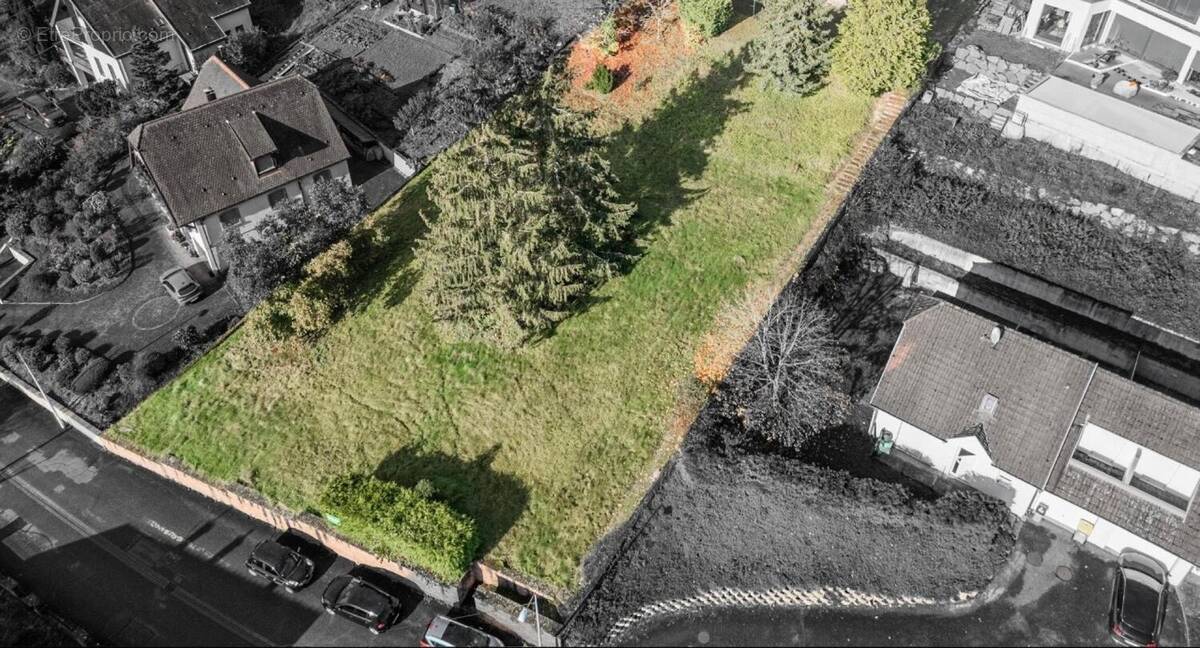 Photo 1 - Terrain à VILLE