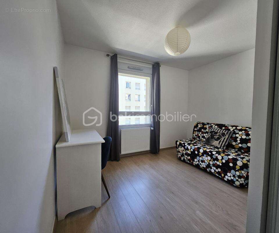 Appartement à FONTAINE