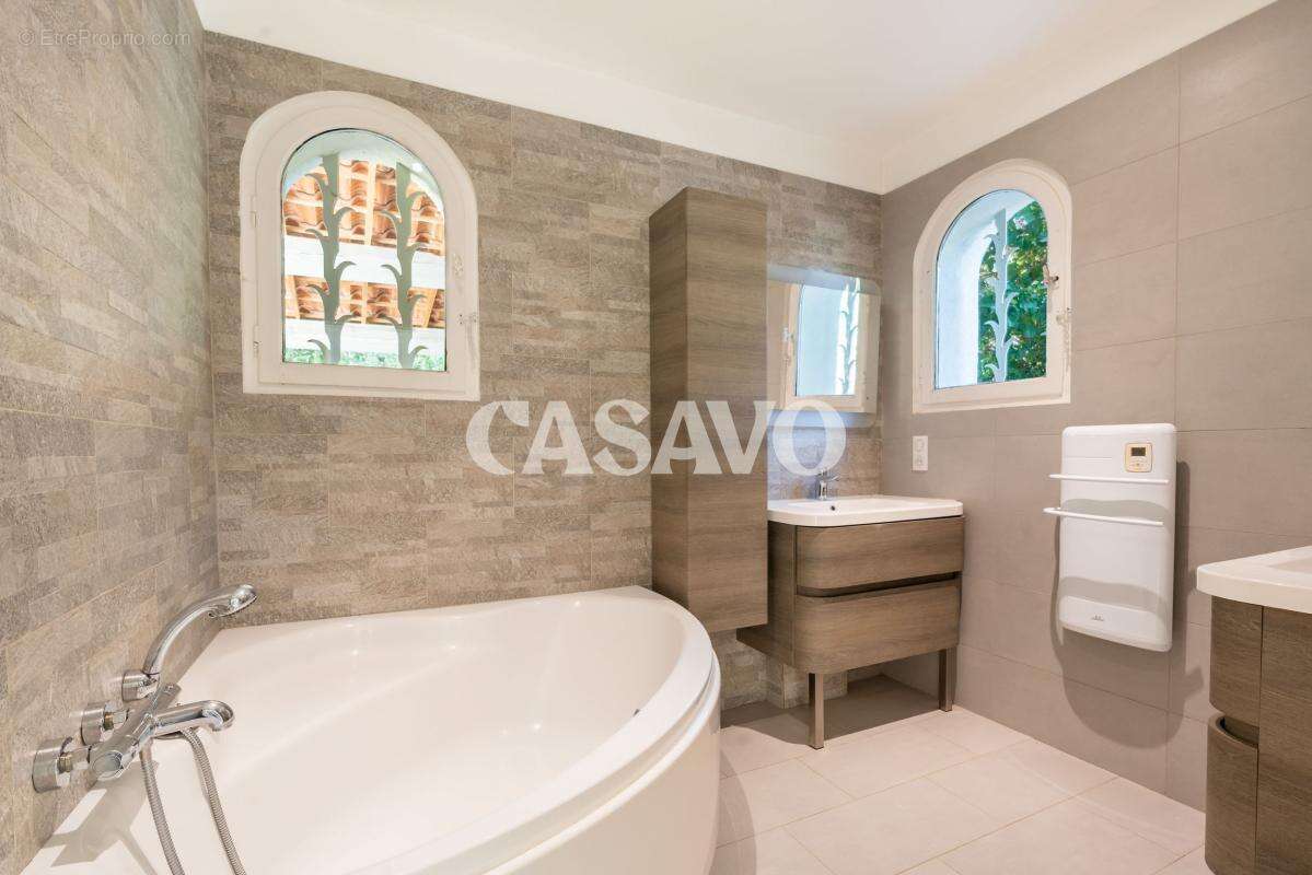 Maison à AIX-EN-PROVENCE