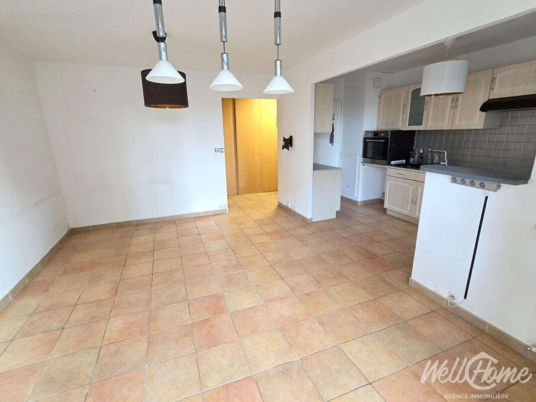 Appartement à SAINT-OUEN-L&#039;AUMONE