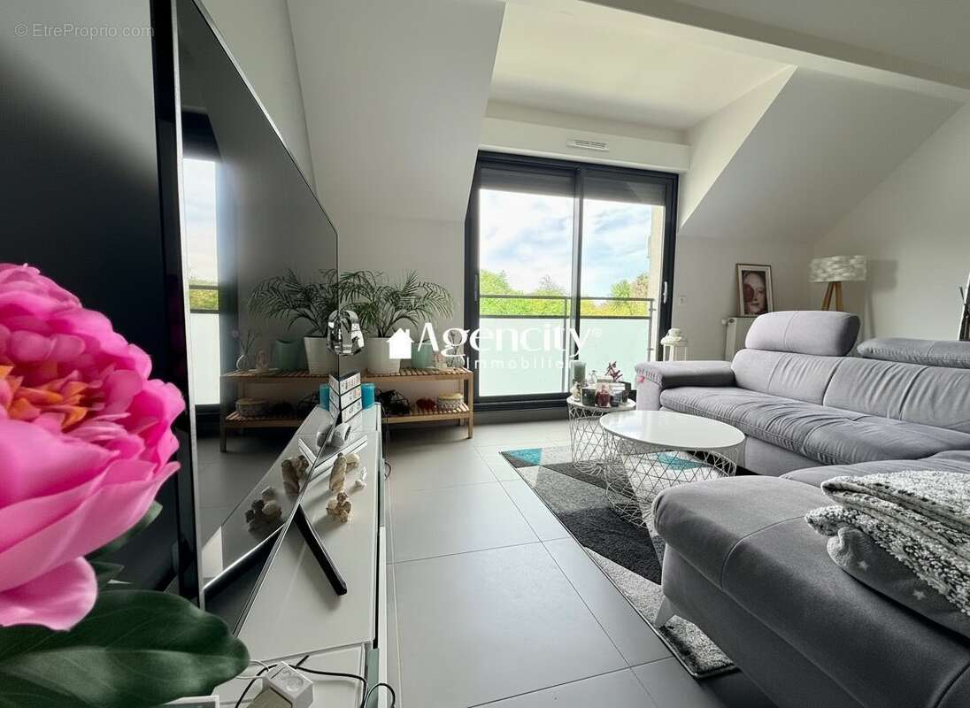 Appartement 63 m² à Torcy  - photo 4
