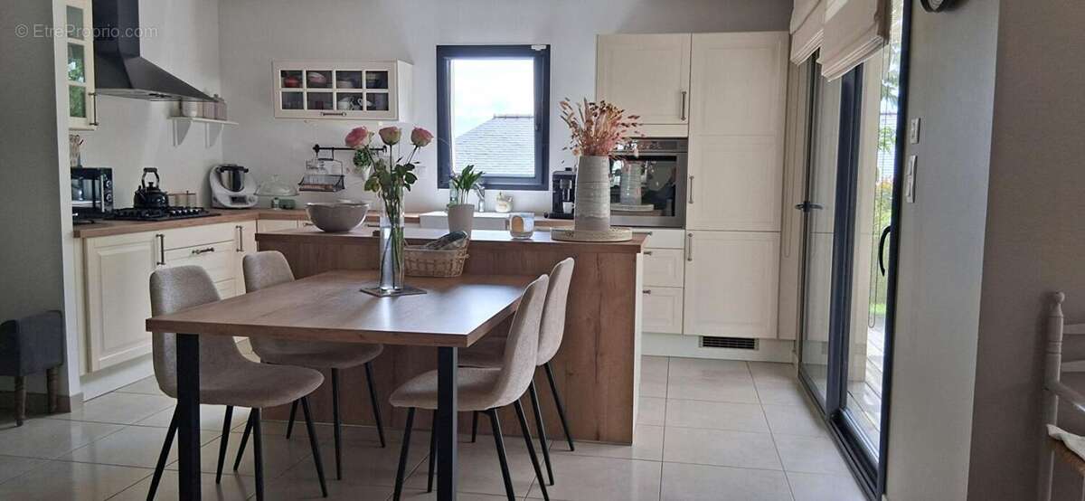 Maison à CORDEMAIS