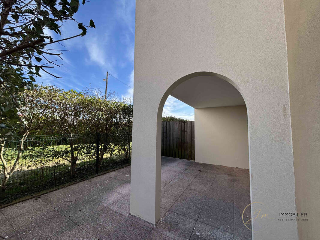 Appartement à GANGES