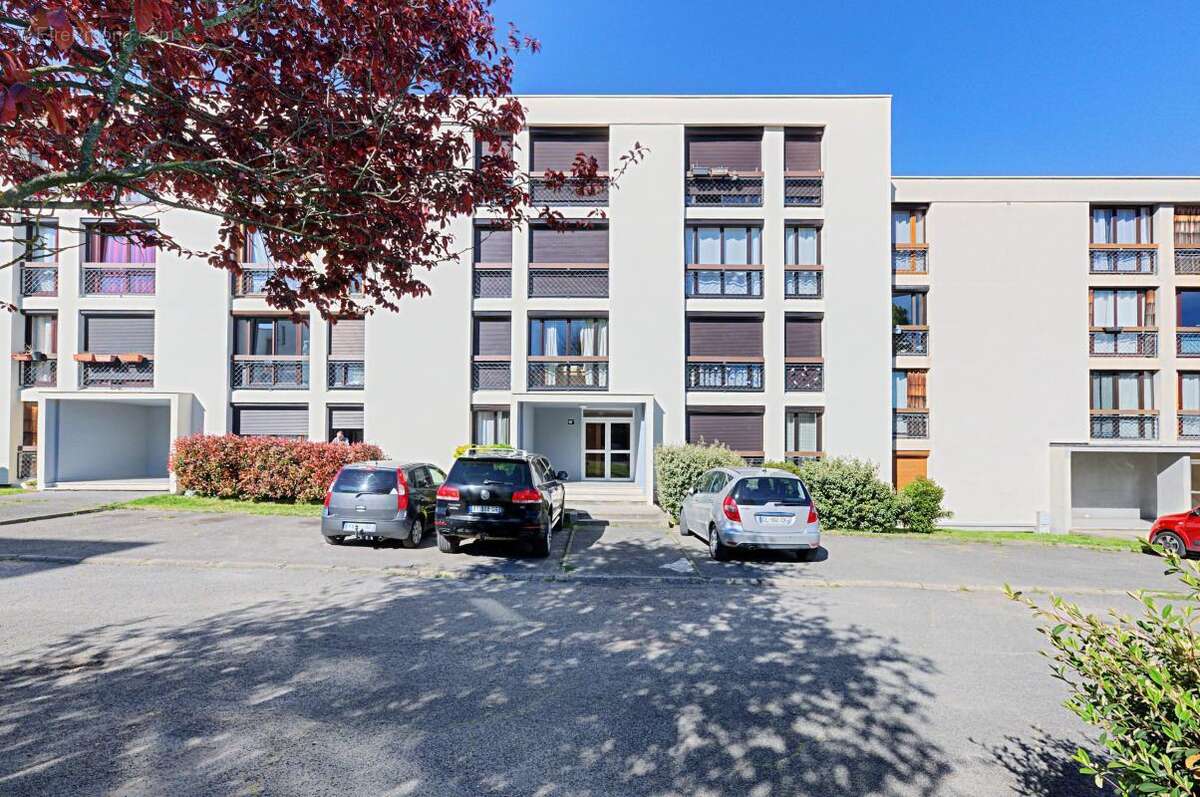 Appartement à NEUILLY-PLAISANCE
